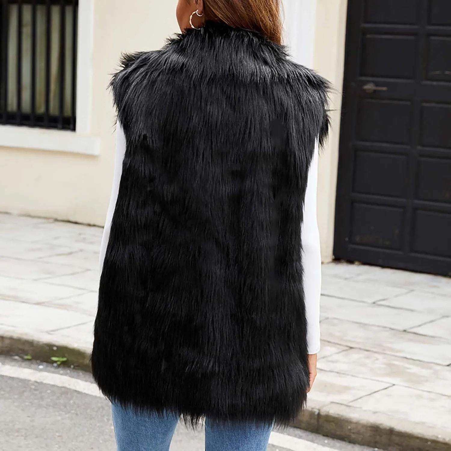 DDAPJ pyju Faux Fur Vest Jacket for Women Sleeveless Open Front Winter Warm Waistcoat Fluffy Fuzzy Gilet Coat Outerwear