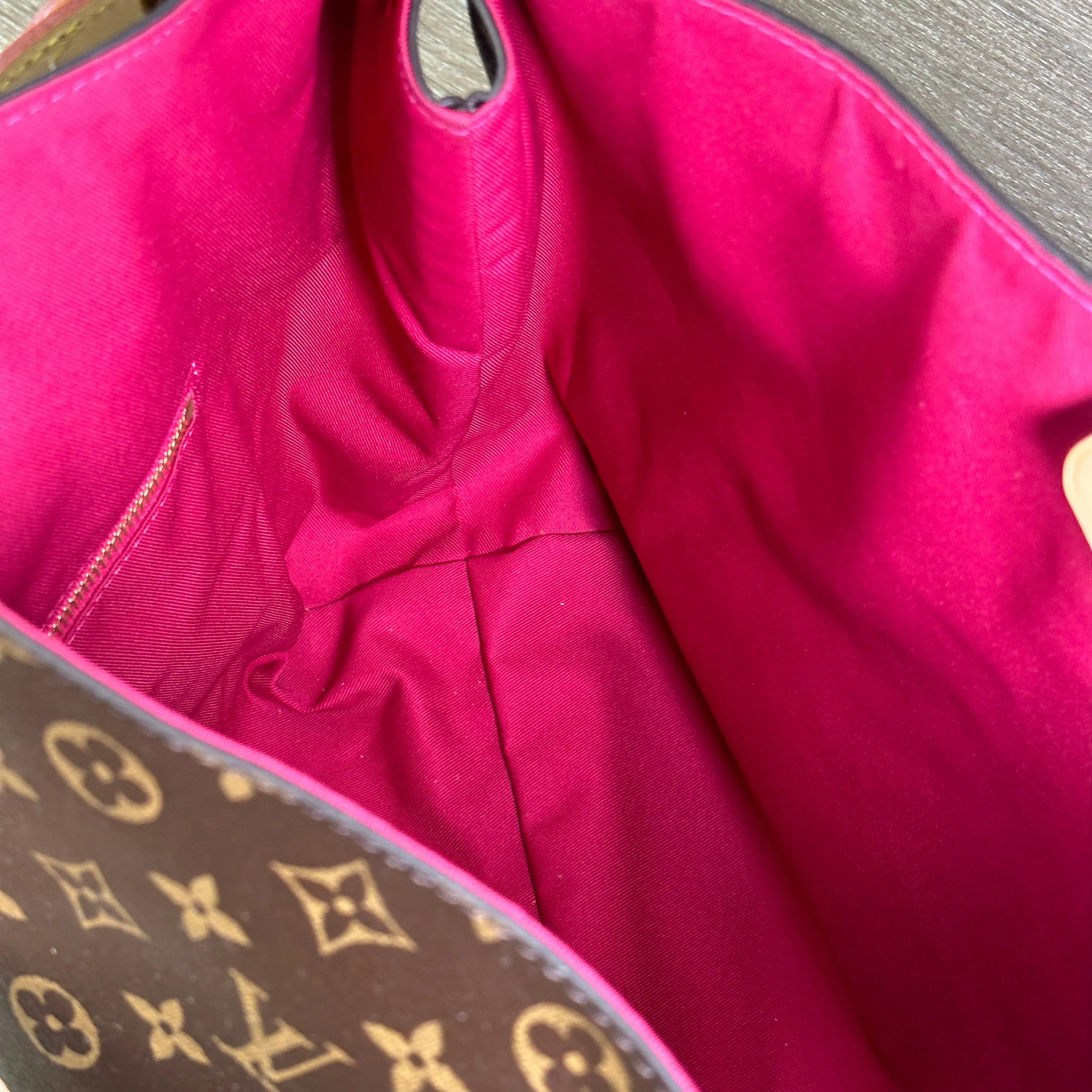 Louis Vuitton Graceful MM - Peony Monogram