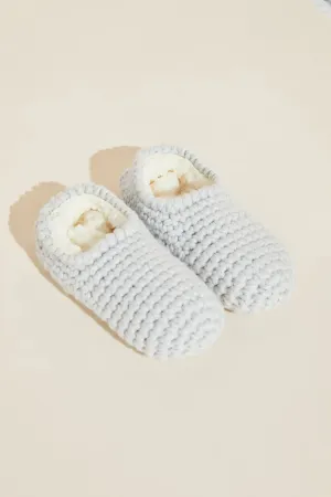 Plush Ankle Slipper Socks in Gray Dawn