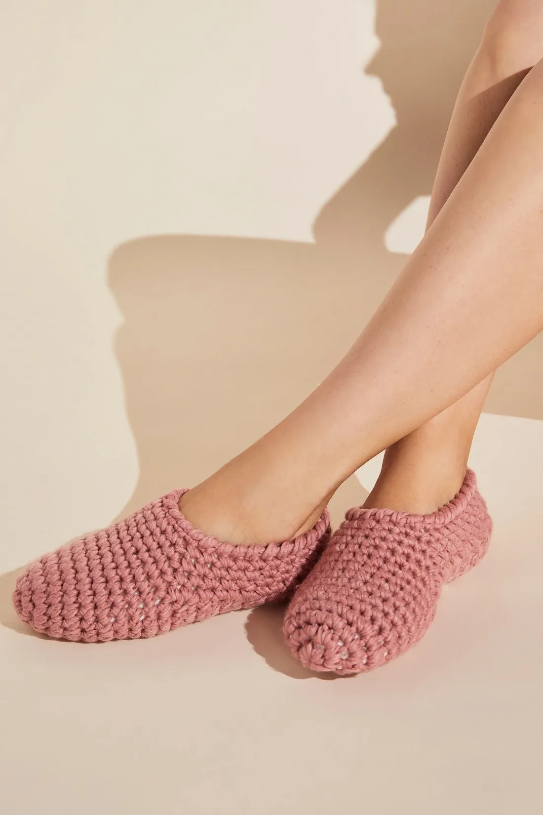 Plush Ankle Slipper Socks in La Rosa